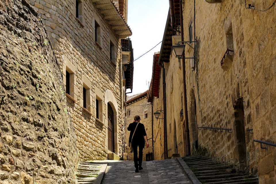 El turismo interior y la conciencia de los pueblos rurales